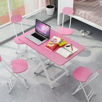 Installation-free folding table