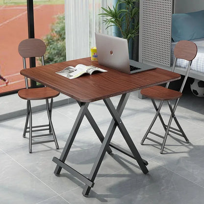 Installation-free folding table